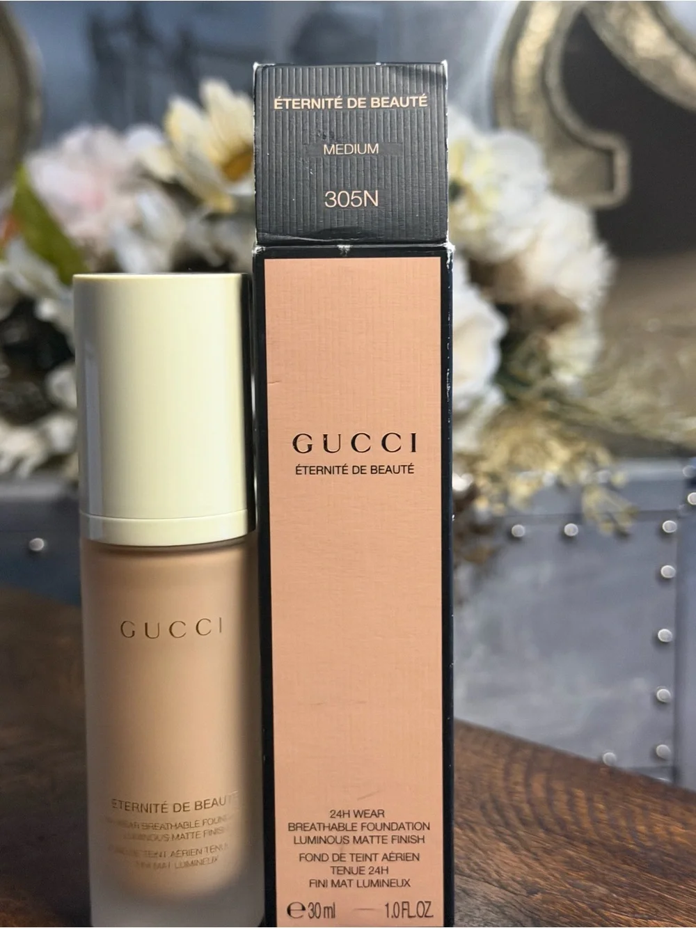 305N-medium-Gucci Éternité de Beauté 24H Wear Foundation NWB